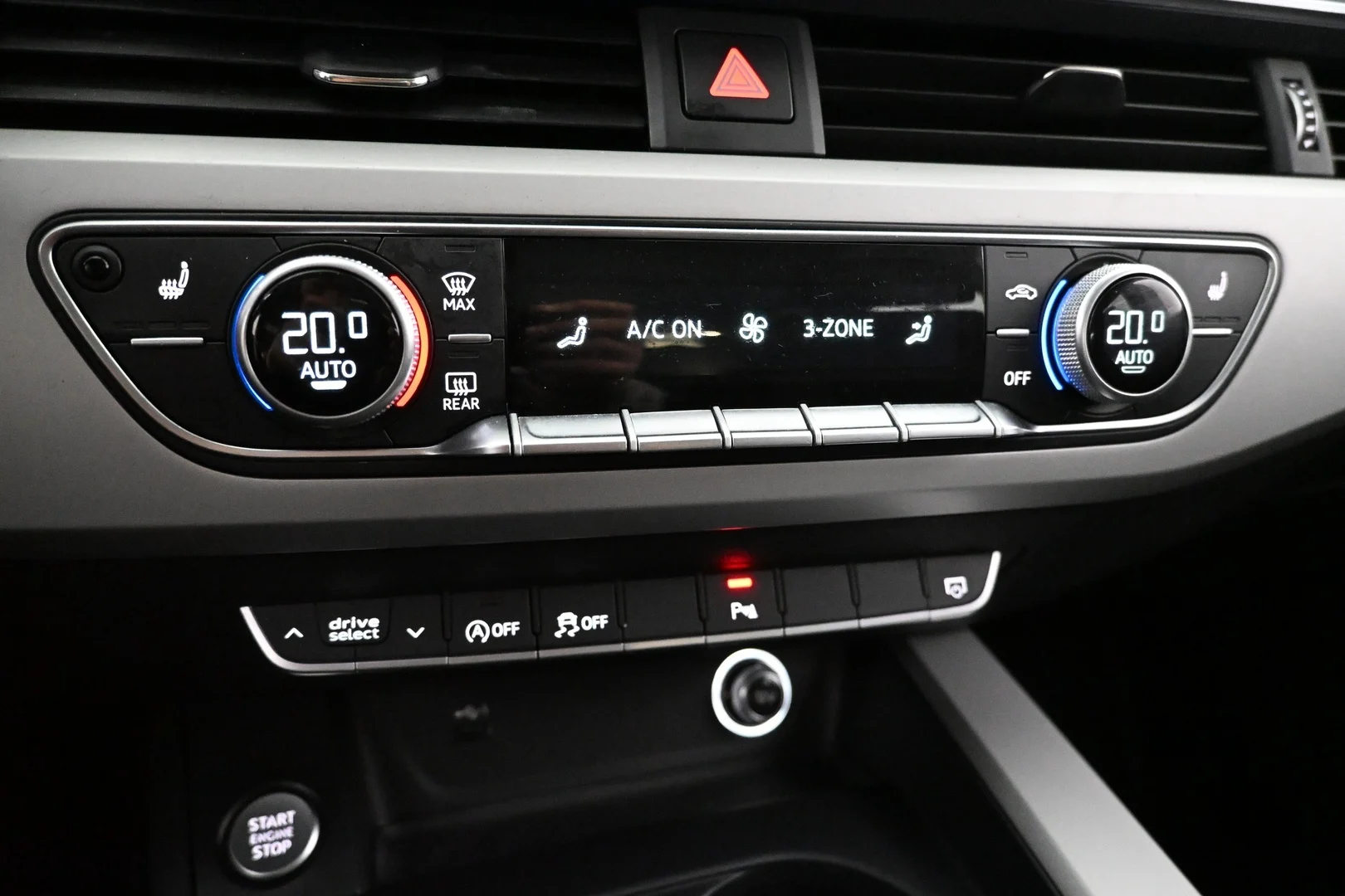 Car Image - 4JBB1tXMfyzzzG0c48Hqqy