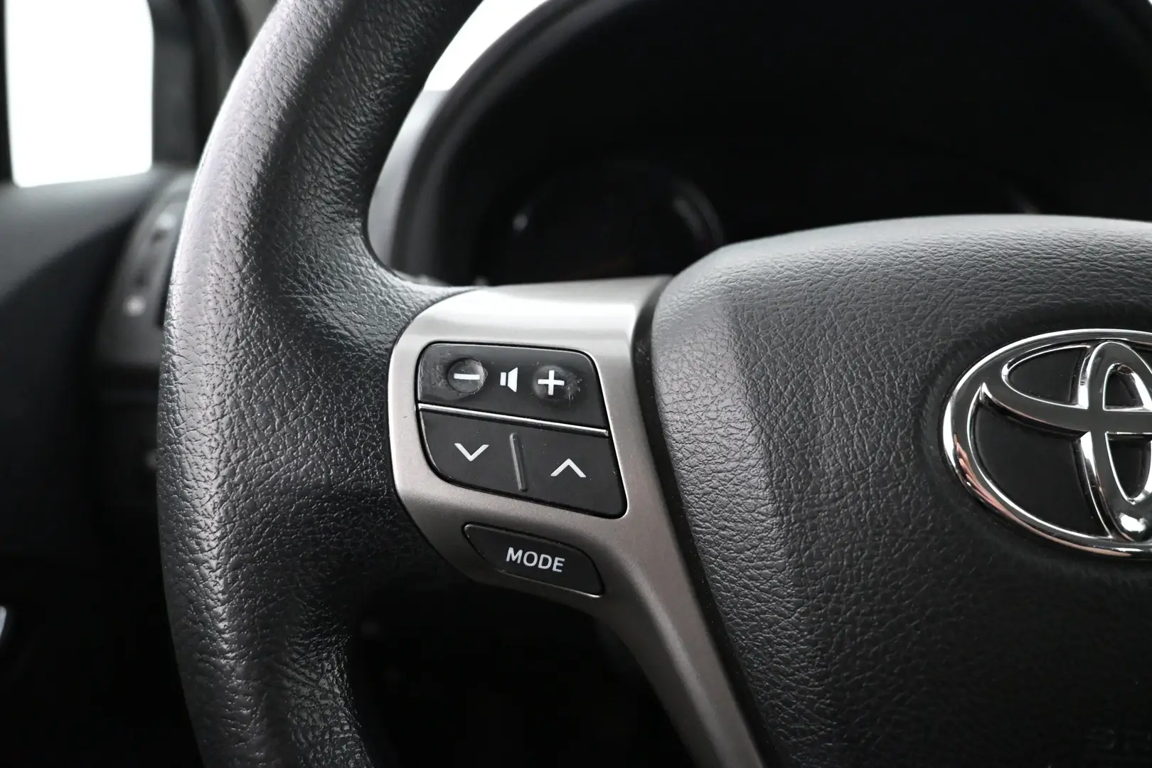 Car Image - 6Xhk5BkiGCSX5HSQIPg6gb