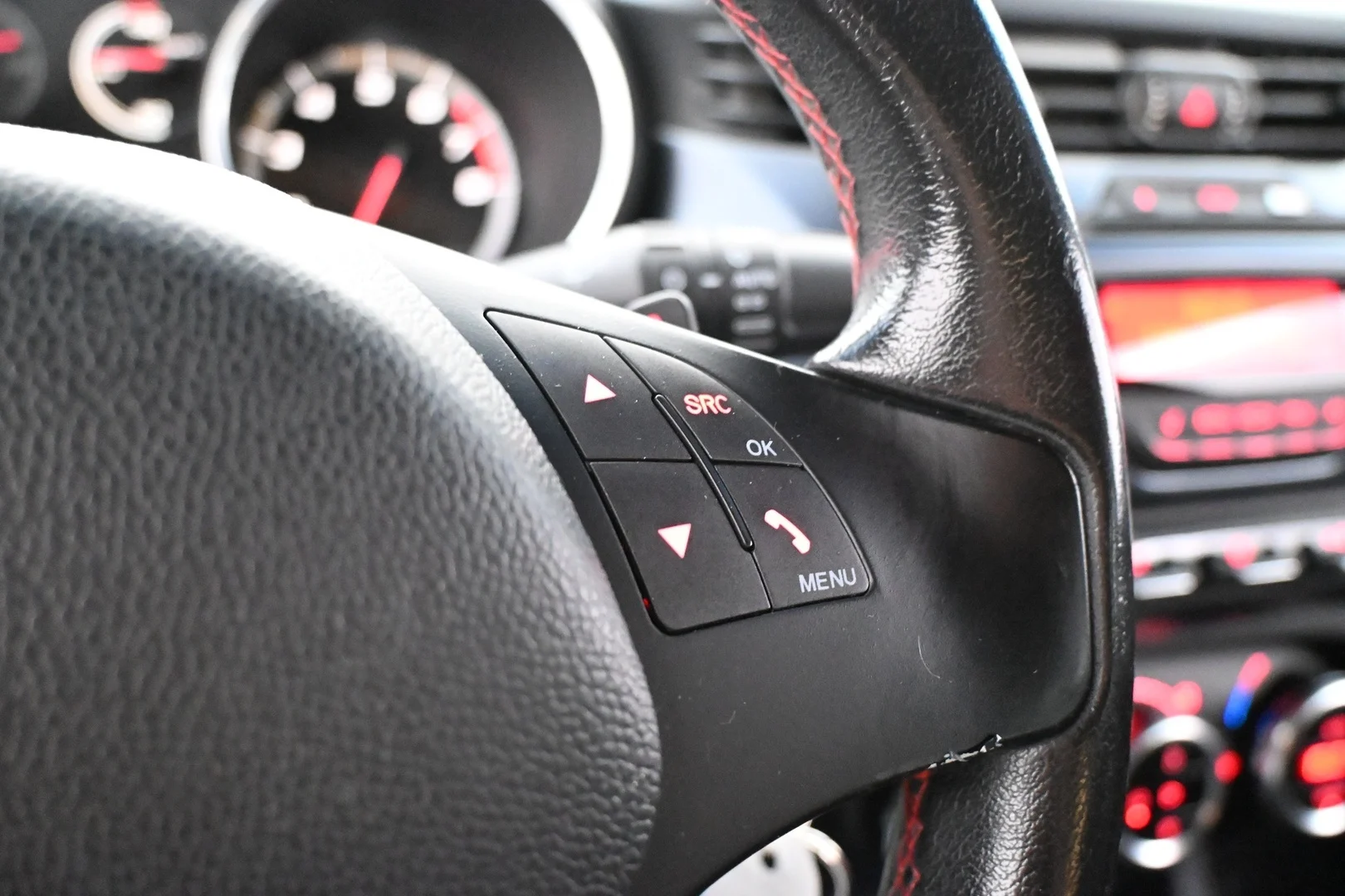 Car Image - 2jO5kNsTxWOze1hu3TRfkE