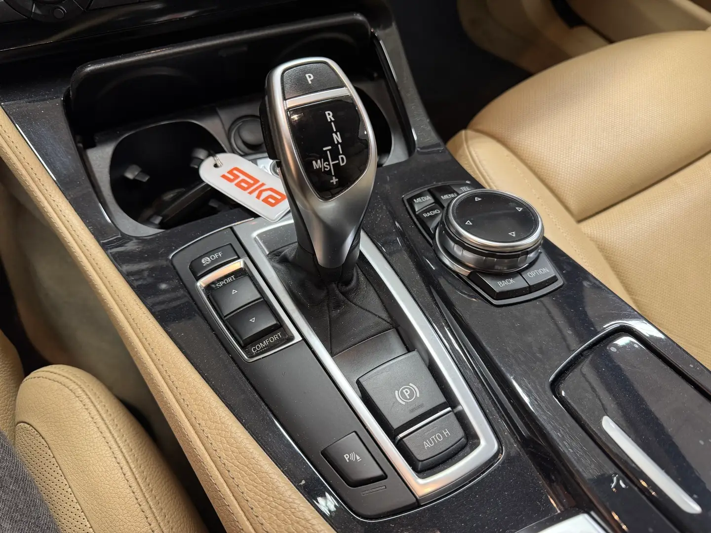 Car Image - 2QlVBRasV1XKM1xrVUv5nd