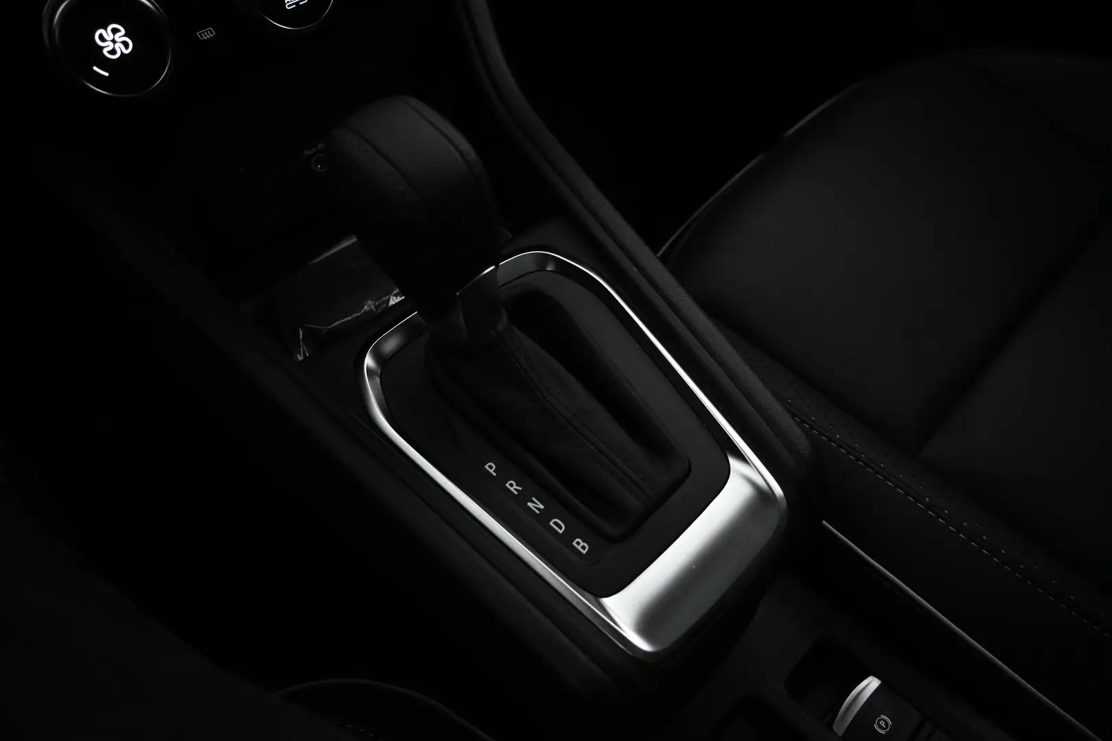 Car Image - 1wCr0ts2r0LSZwOQMtZOg7