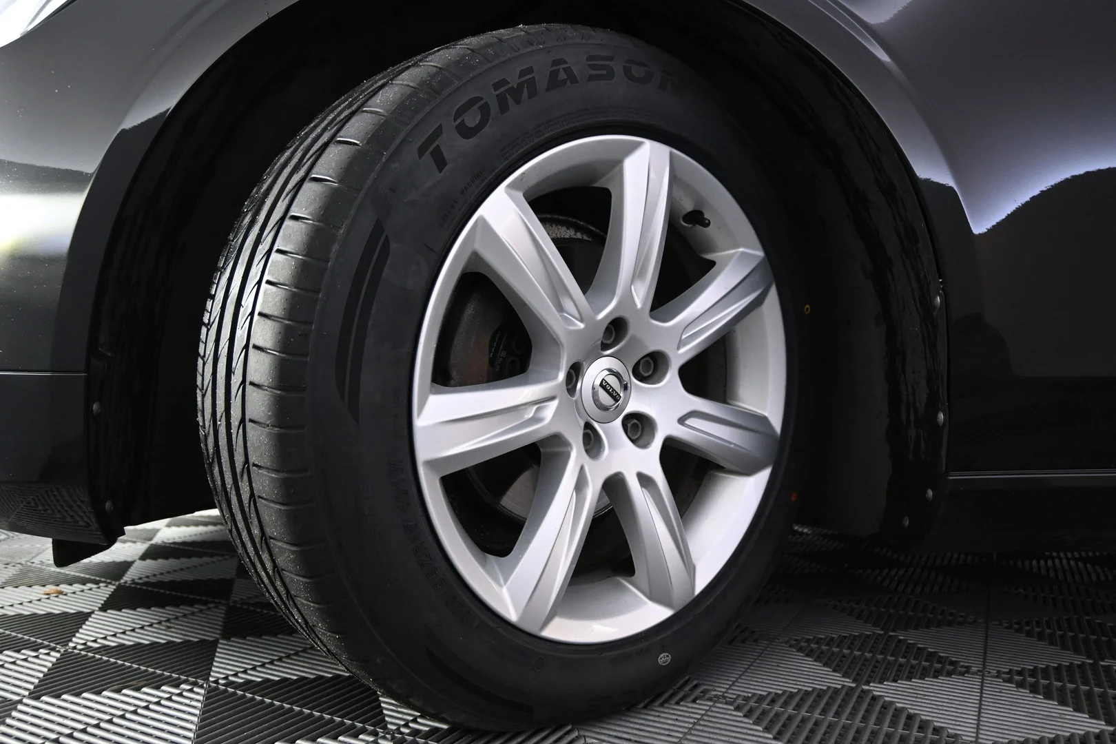 Car Image - GCHm4WbyRukcbcmlFtnXM
