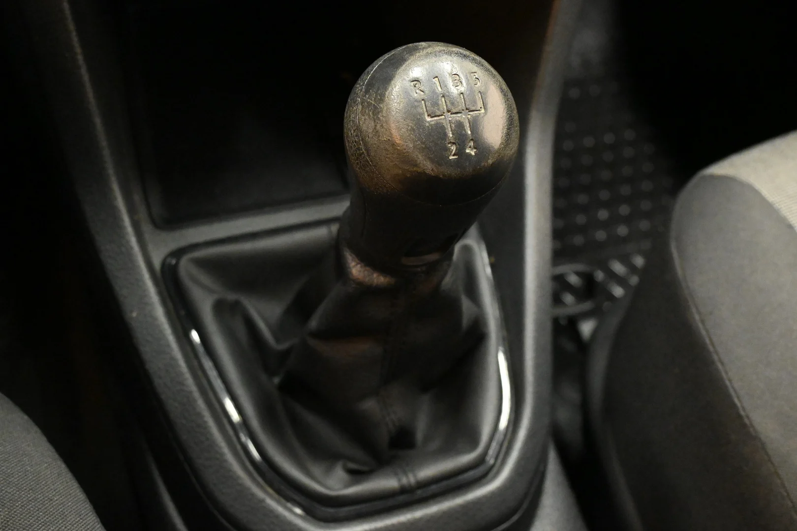 Car Image - 5Ex4xP4k13m6h3Ol06IeNq