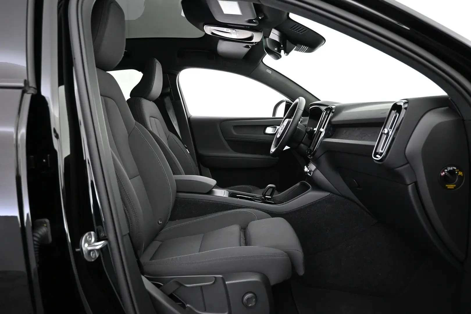 Car Image - 6nY89s8gcGhAKzYyn2dCyz