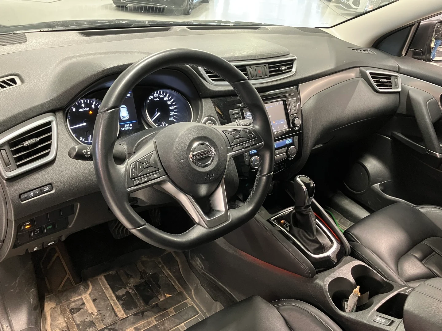Car Image - 4JdGr8kci1uLvv1lMwKAz7