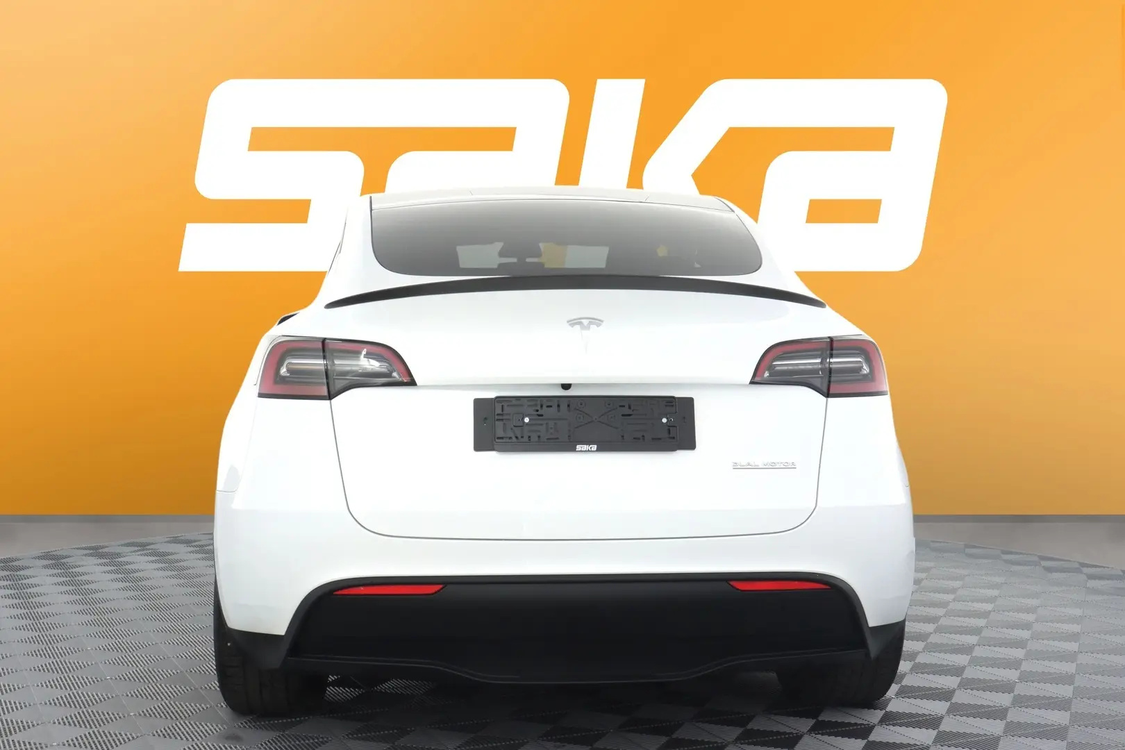 Car Image - sHXPdLYuaYltCO2jiETIz