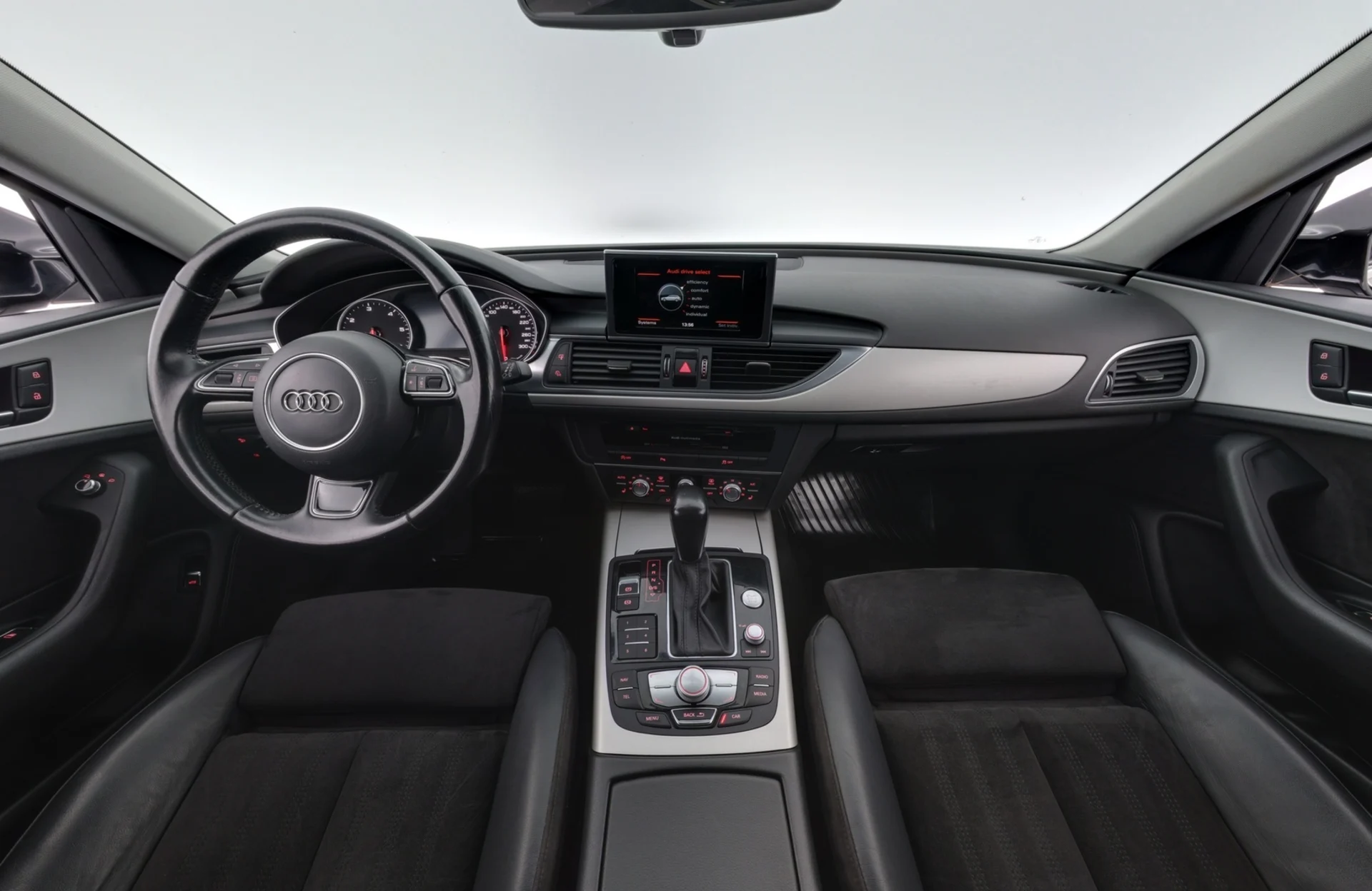 Car Image - 4diISf0L81PBO1rzYW2tr8