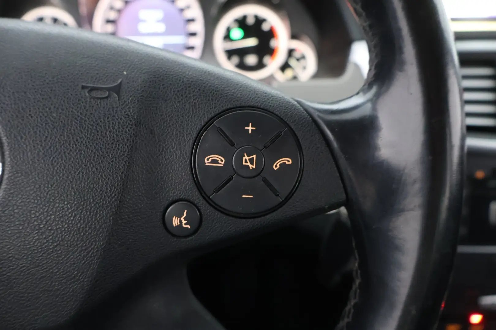 Car Image - gy1u4SJdgv4gF8thdclPm