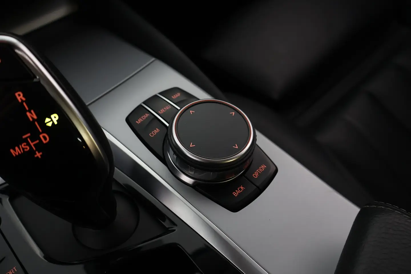 Car Image - 1nWlENejLu9se5XcZMLbml