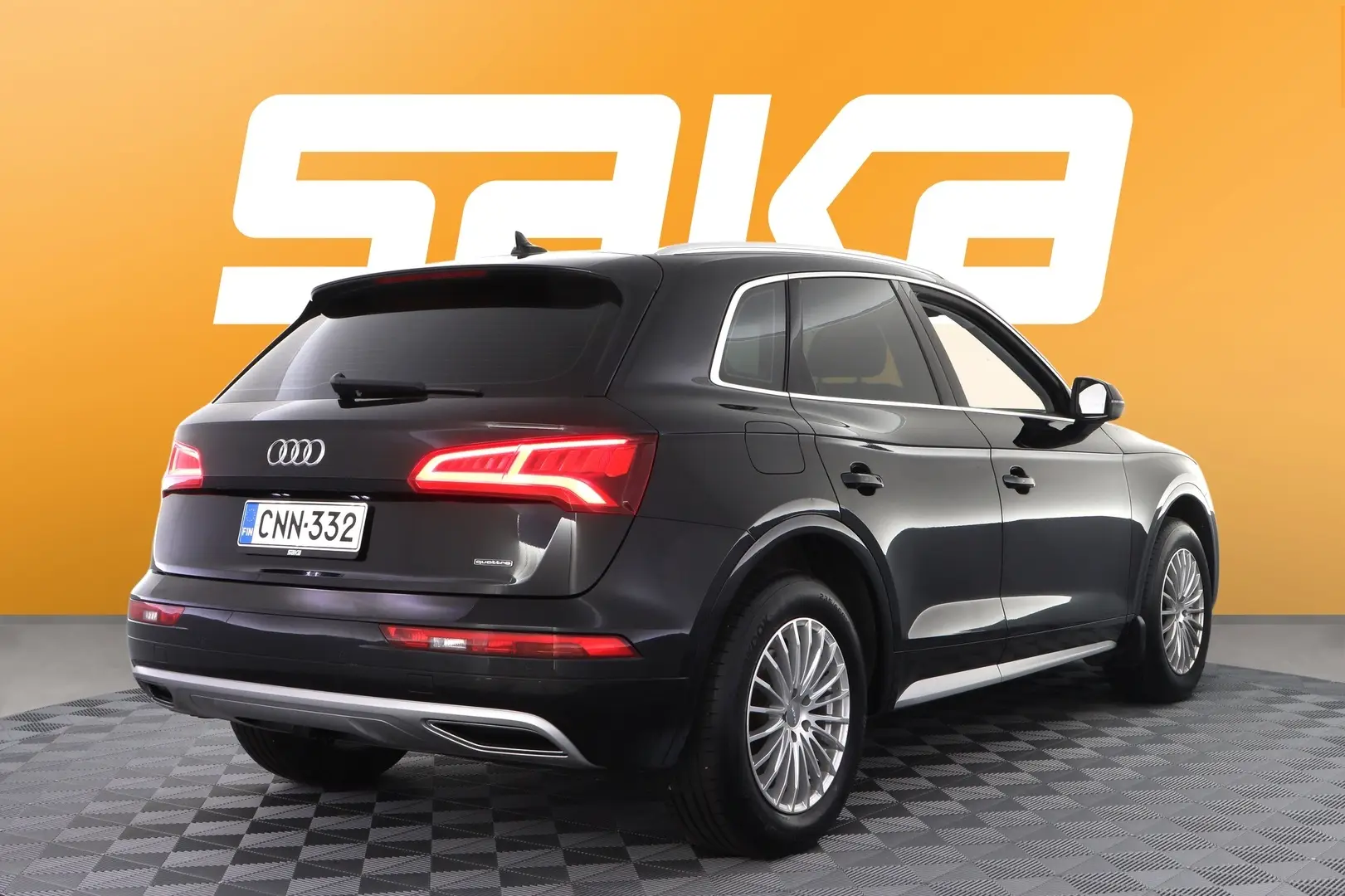 Car Image - 5XfgLplBDvUcwVub8q5bJD