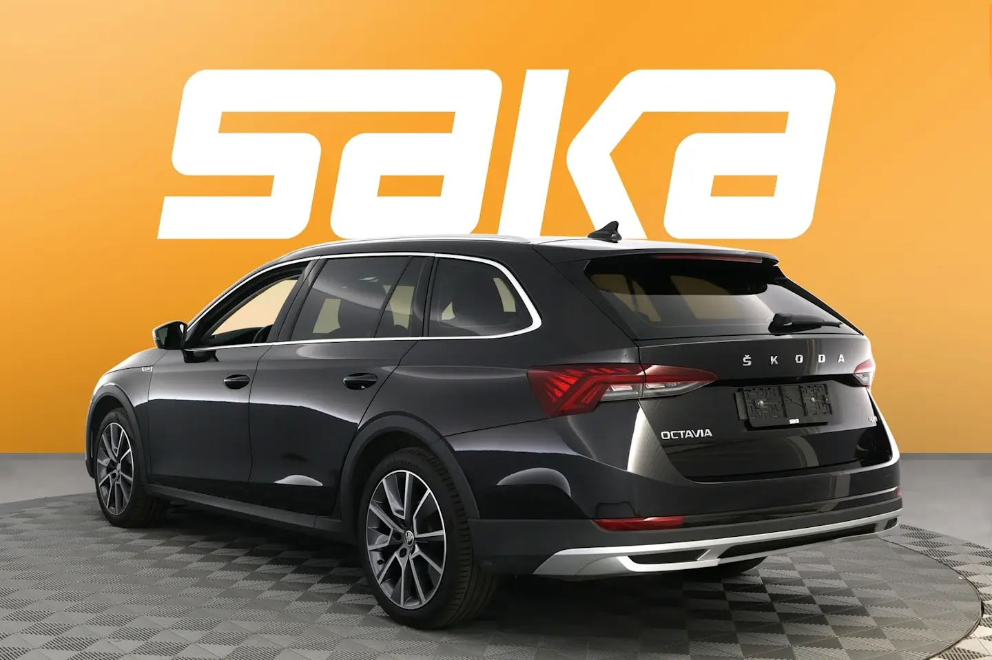 Car Image - UunPpROg0z6VOzF8VRda9