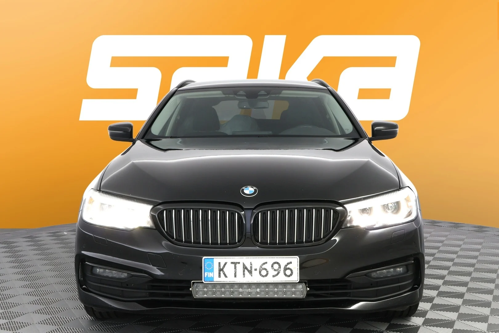 Car Image - 4gkiOL7HSZGBhY18i7W1up