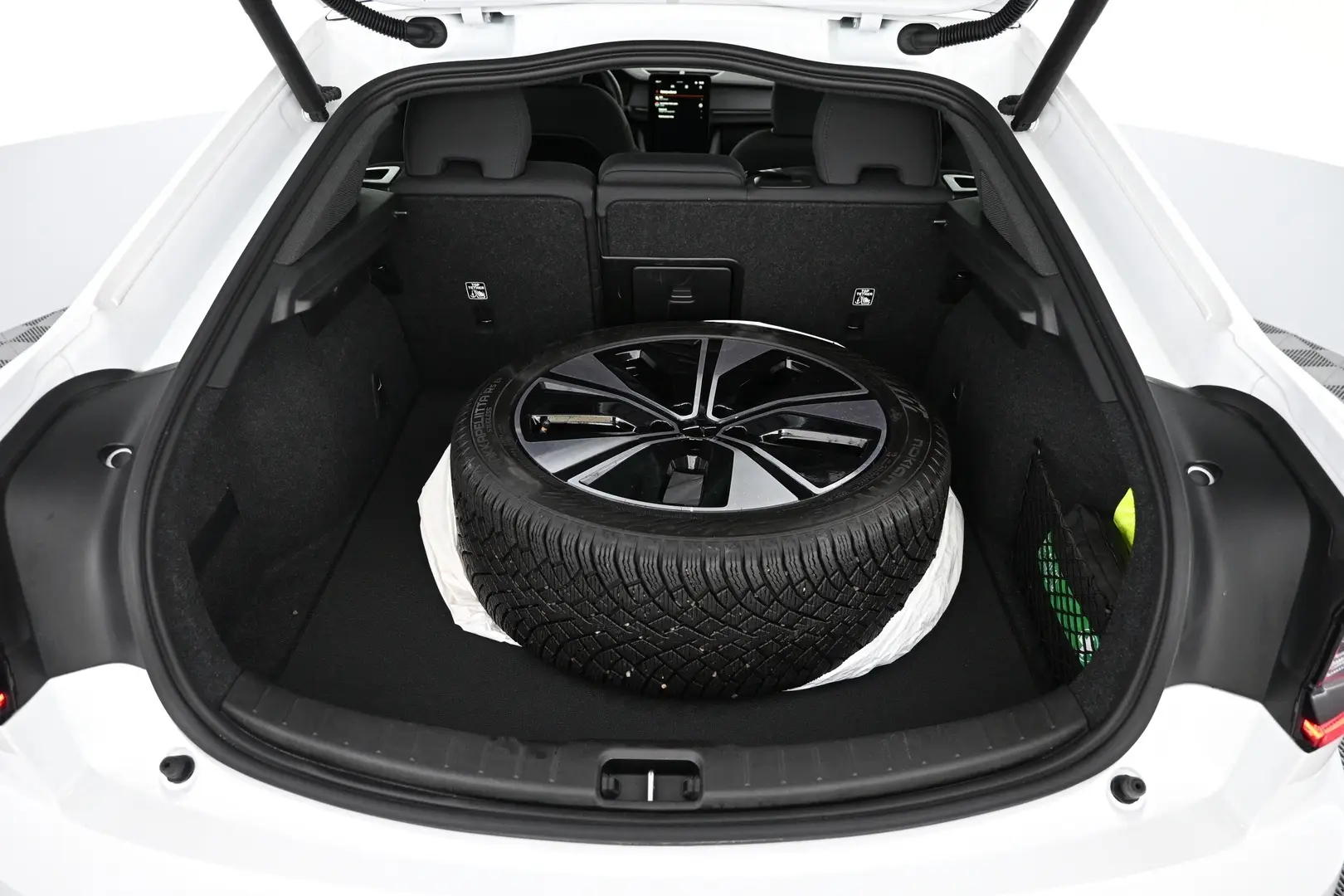 Car Image - 4r5aKZhoplGZQzOa5oYzGG