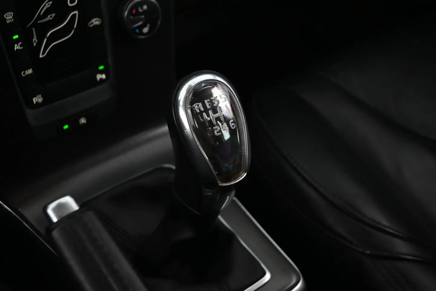 Car Image - 18dNbRg2yOPpUrLEi9sbYq