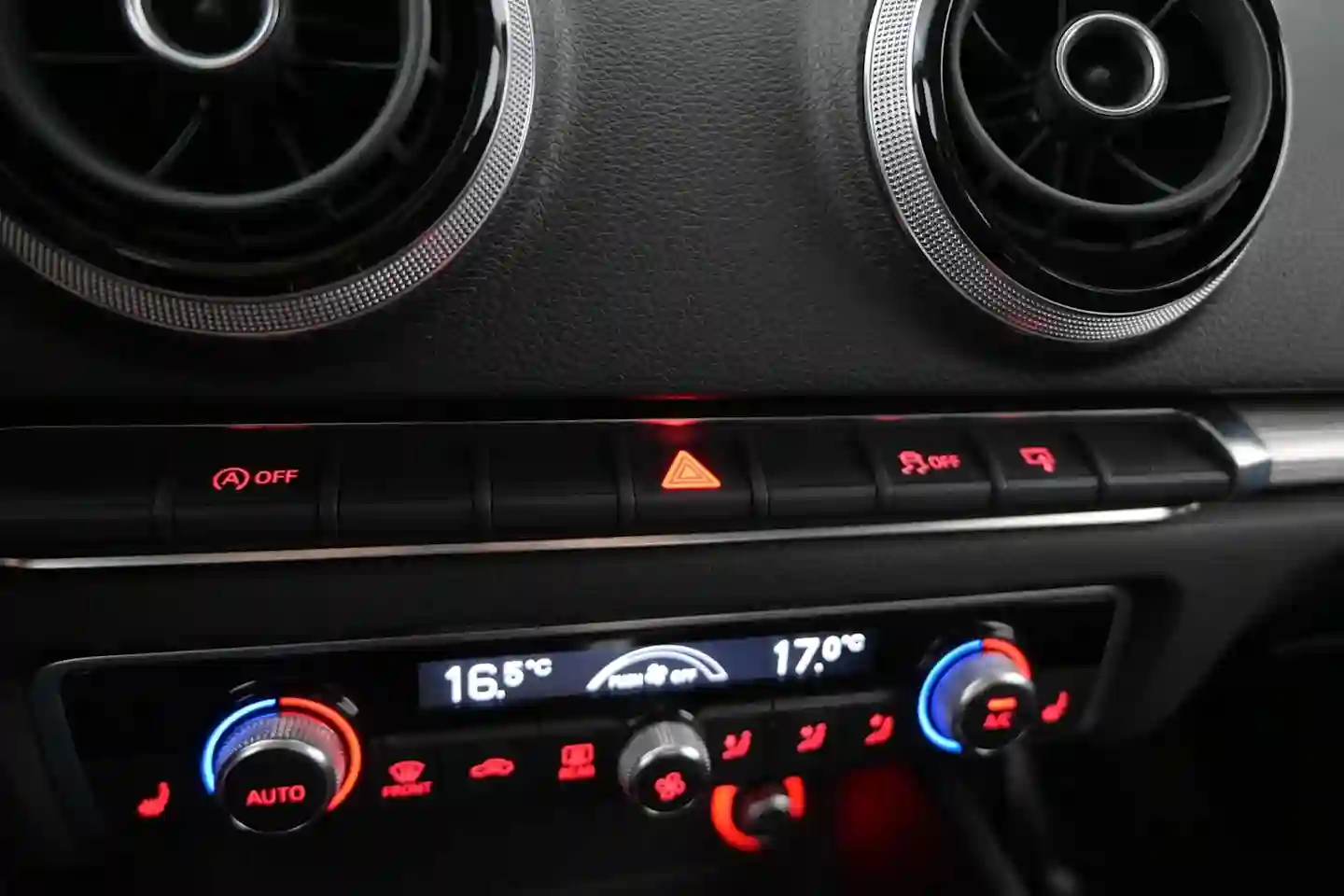 Car Image - 4J98frj5T2w5biM2U8tHGp