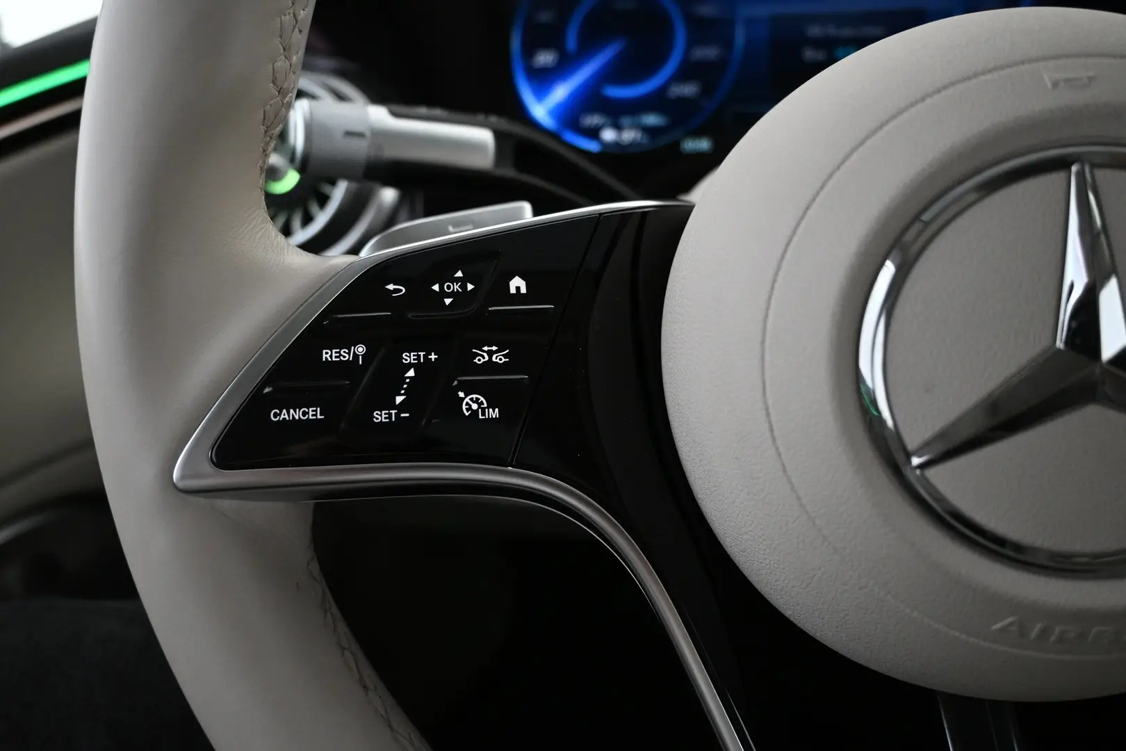 Car Image - 6W8OQUc2bBHAhpTRqgRcbM