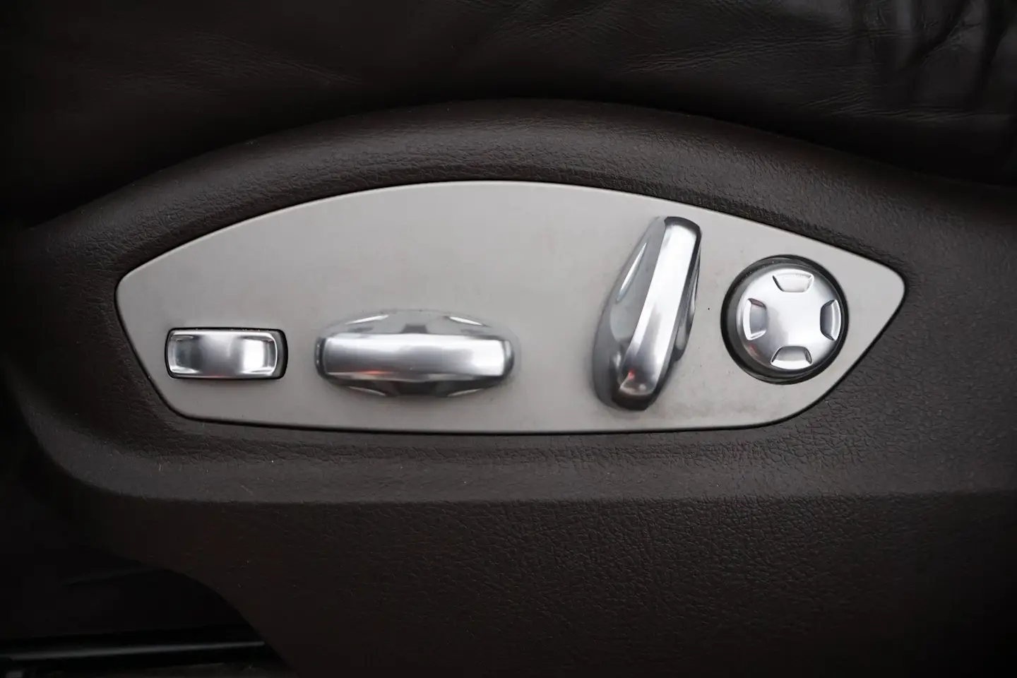 Car Image - 7LvFqadFKCUDBLQFFGlNxR