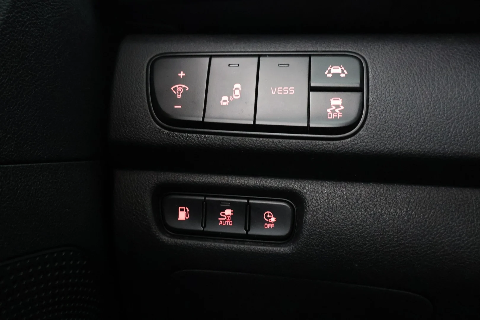 Car Image - 6j9RTFJLX1DNsgNUEtrq4K