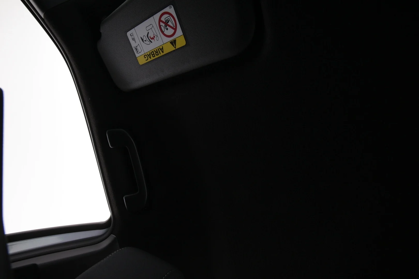 Car Image - 6NsrV7yIyeBMpQc68k6kxD