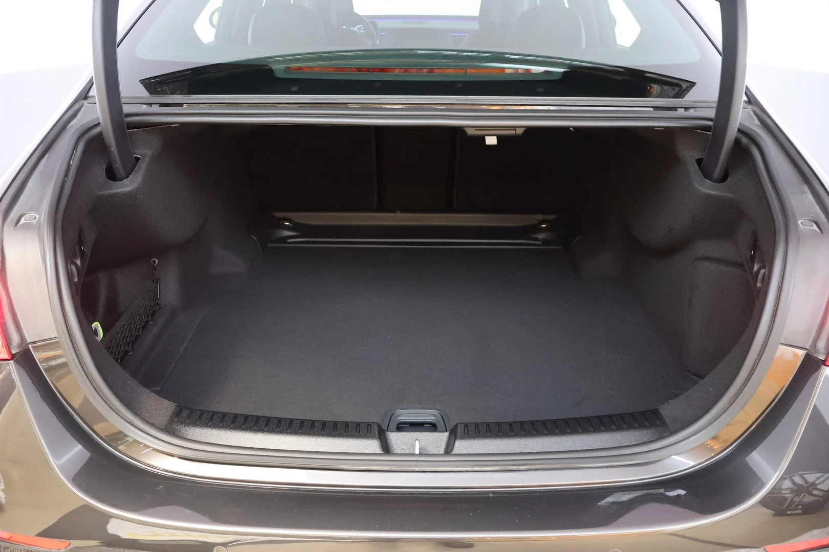 Car Image - 2hoROmFis2c0YYWn1I7S5U