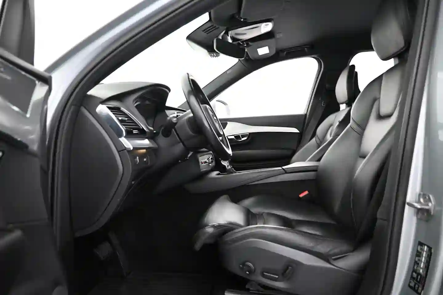 Car Image - 4ThhmJqUlYgpCcGplLix1A