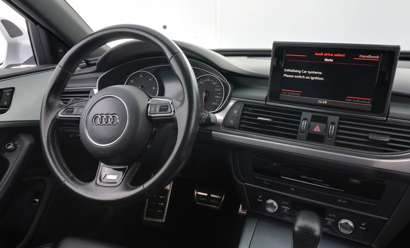 Car Image - 3fk0rbLkj9XlO0SQ1Ut5kn