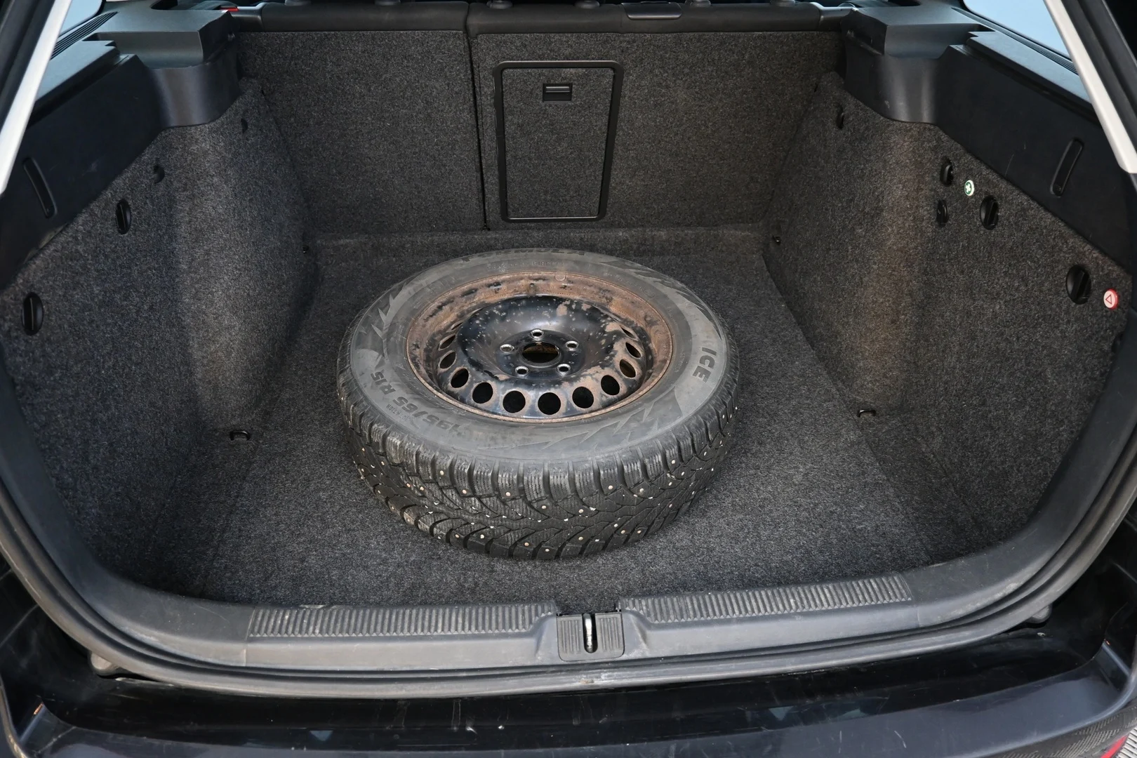 Car Image - 2cEgaUPCruh46155usxcNV