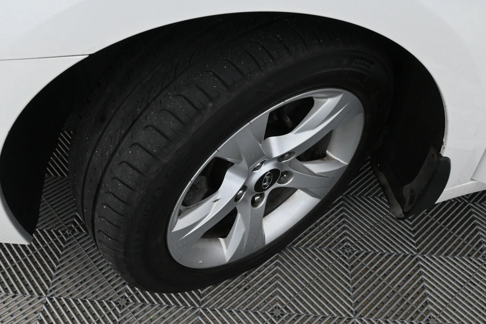 Car Image - 2GjiMfYqte9XClufYUUu5e