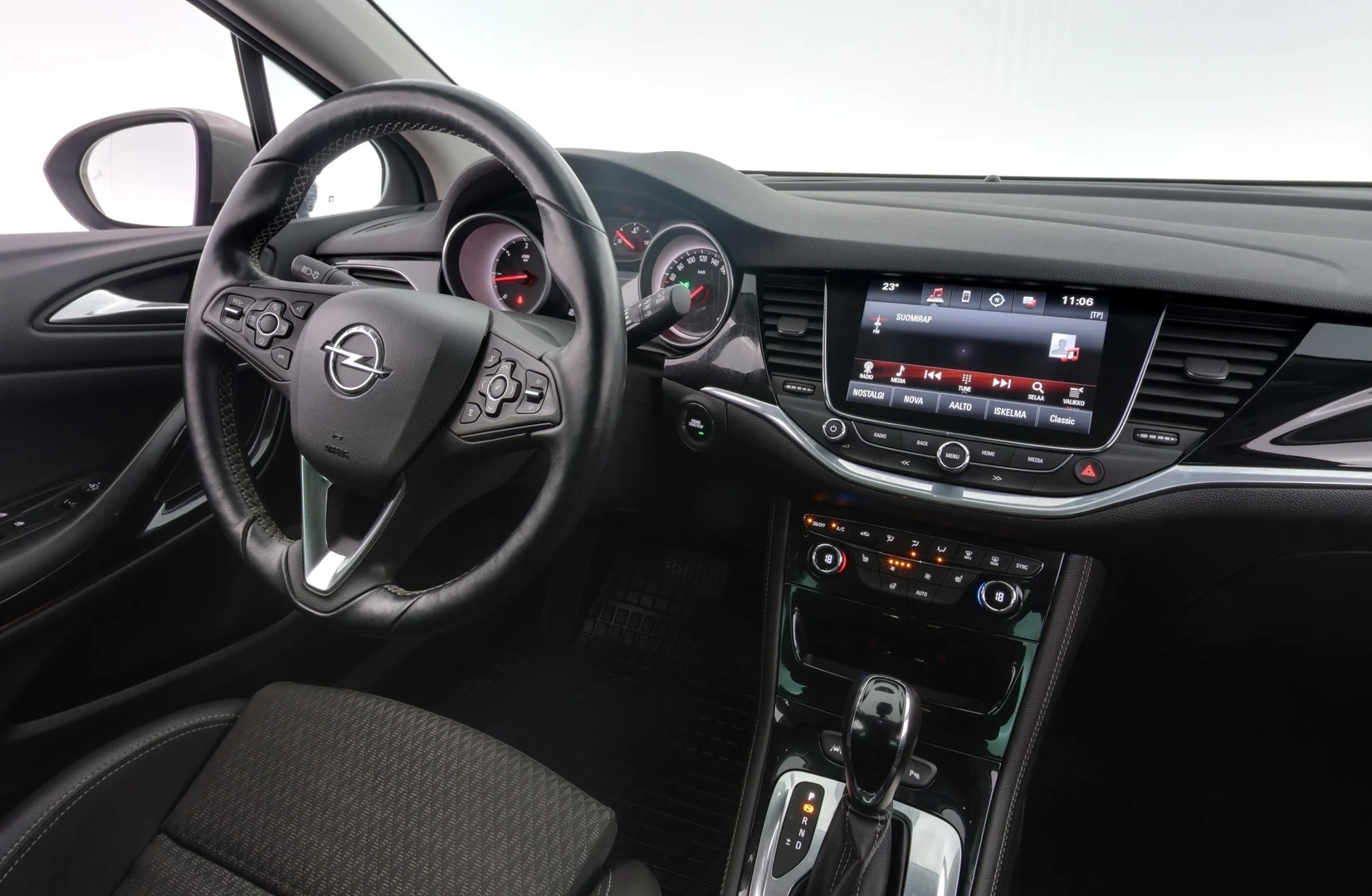 Car Image - 4xztEDkDkbkd2HqHJqp3tU