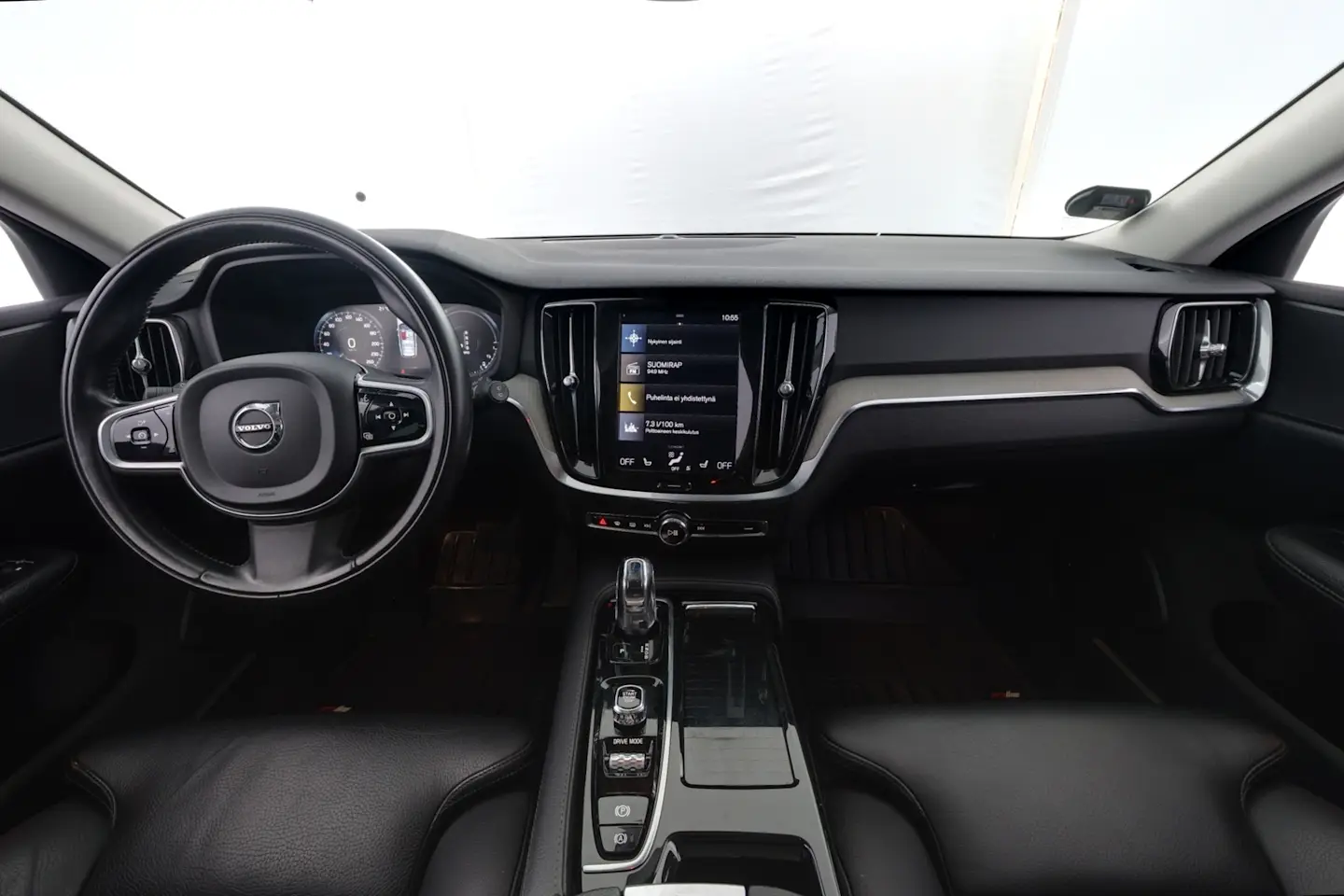 Car Image - 3Sy0VGOzb1xe2OFiJQBHXF