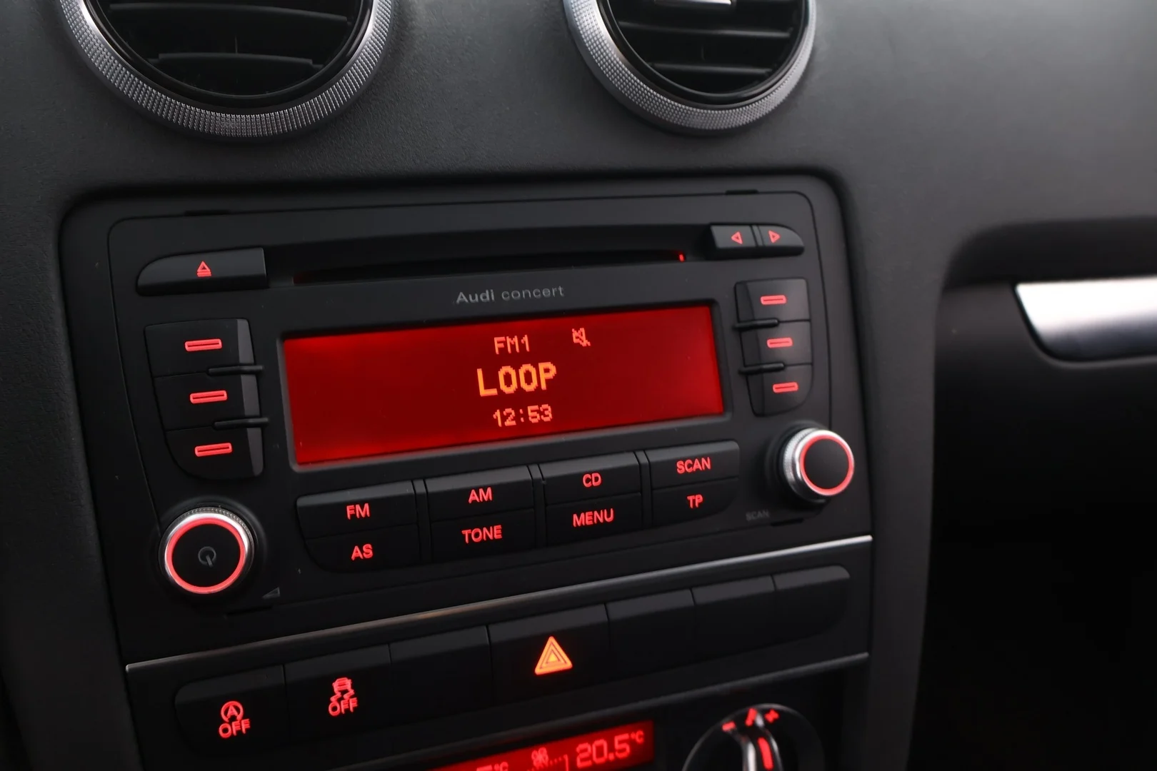 Car Image - NEL7RbseZkIkqJ1uTL9GF
