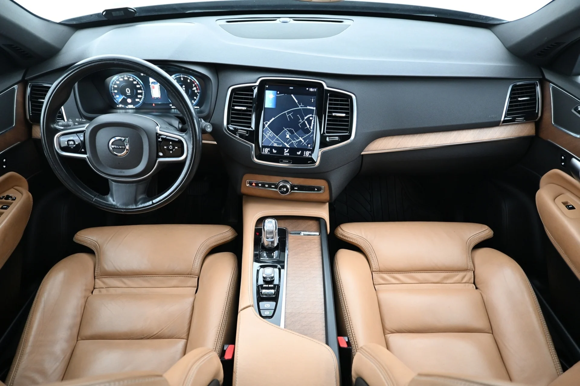 Car Image - fDYUg2HQsIU5WUibogc7n