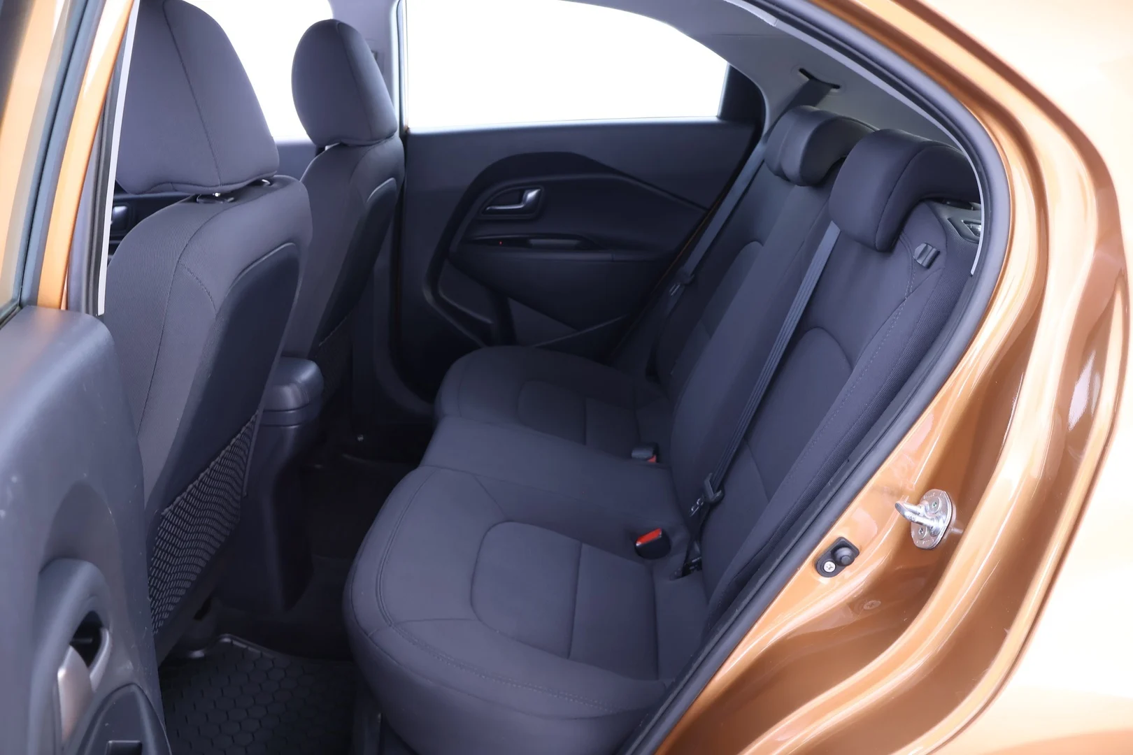 Car Image - j9L2AtVIp4caj3RrIkMXH