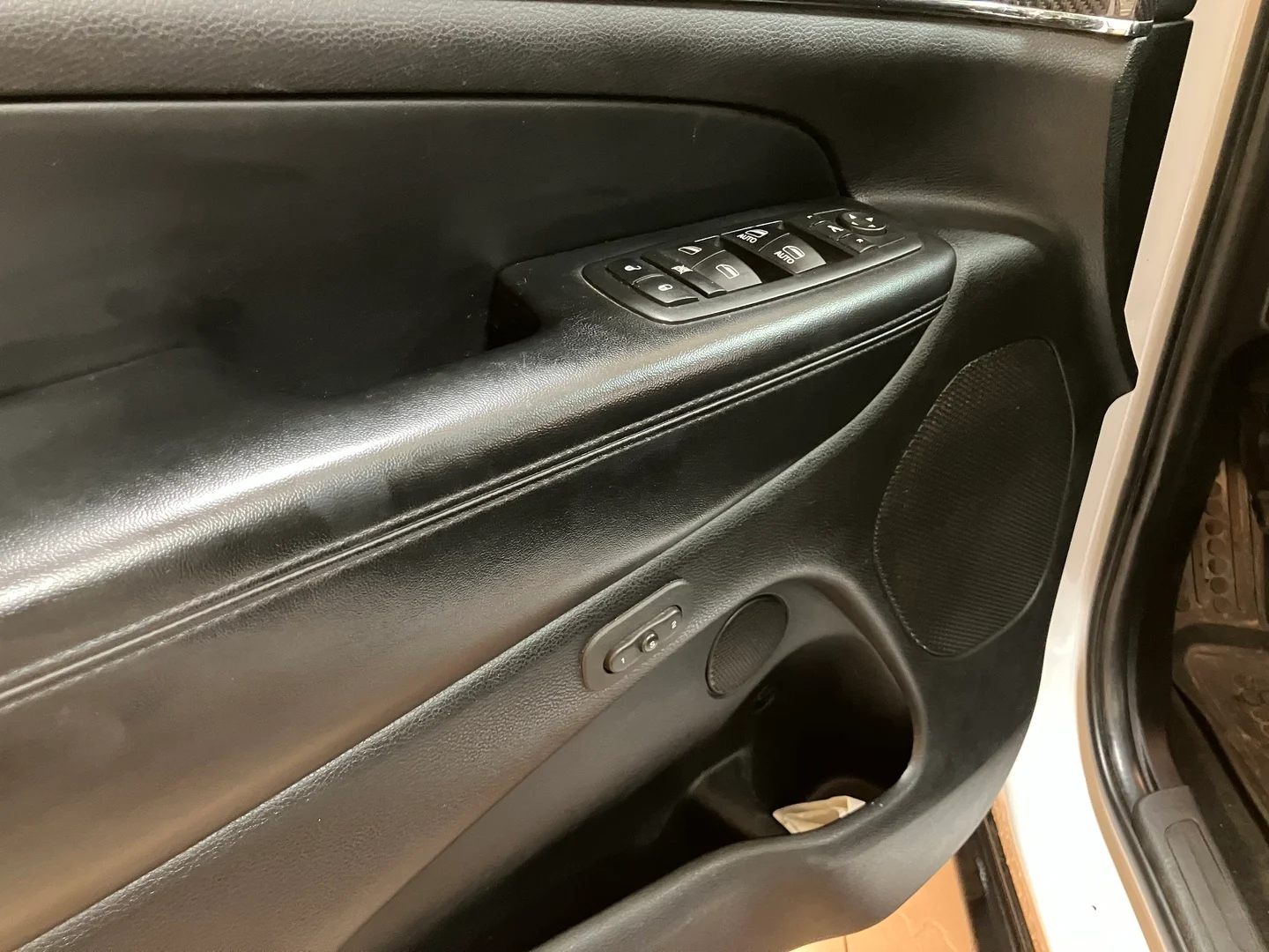 Car Image - 11PNJHzEc07gzDtr9ikxQ0