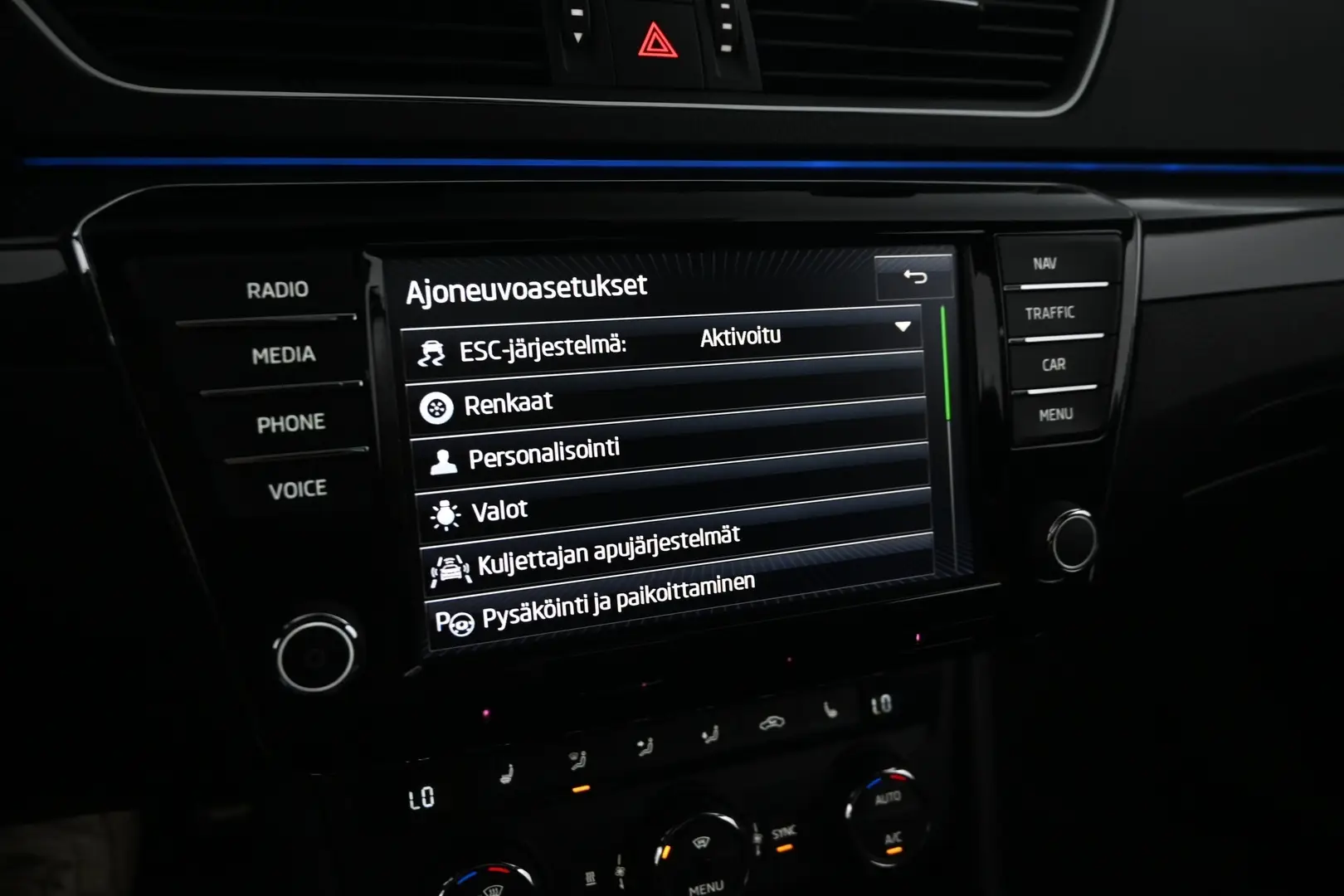 Car Image - 7l7xQnrKvtWh5xEZfl6AOg