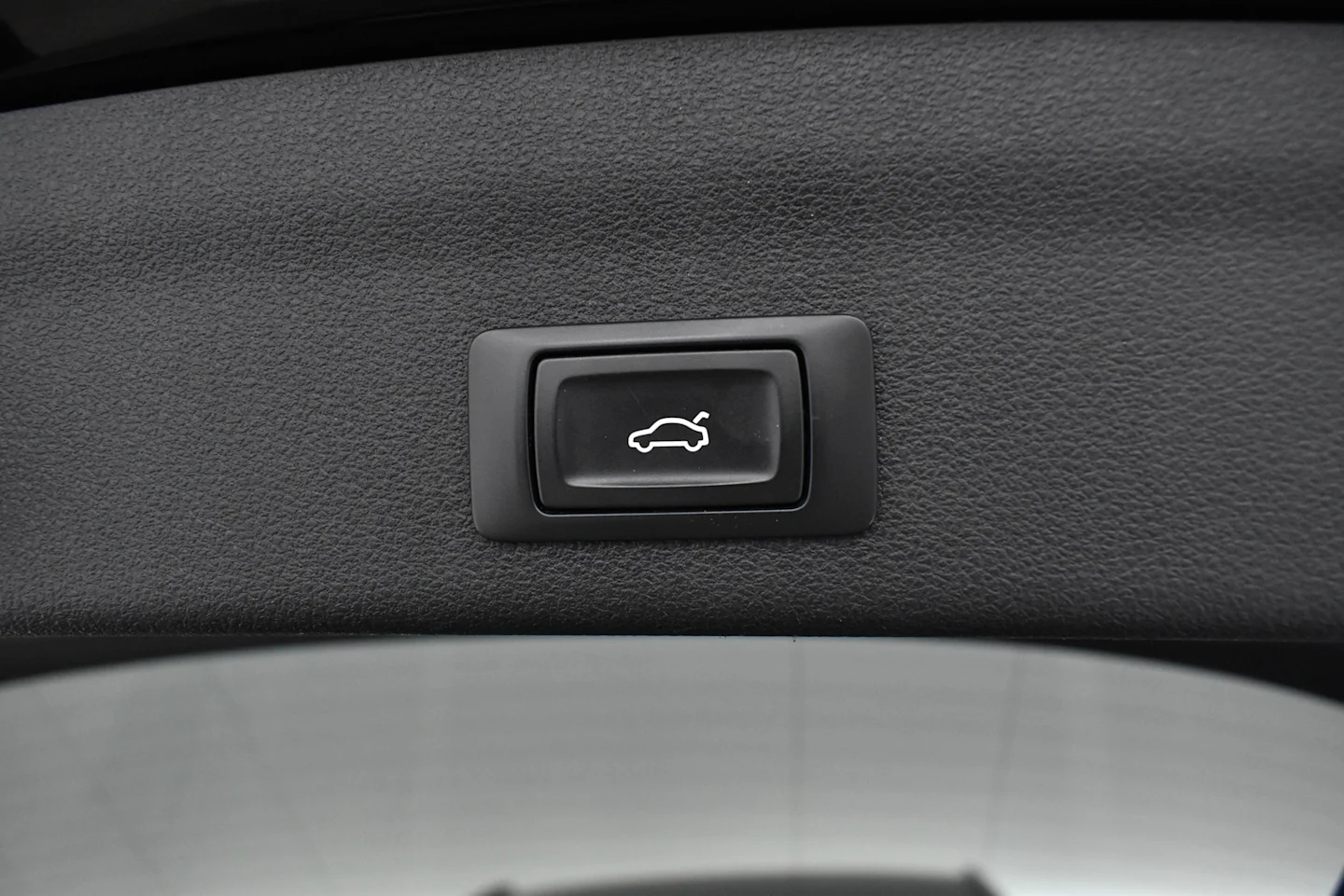 Car Image - 5IulBvw0dADNAPF5GGUc1L