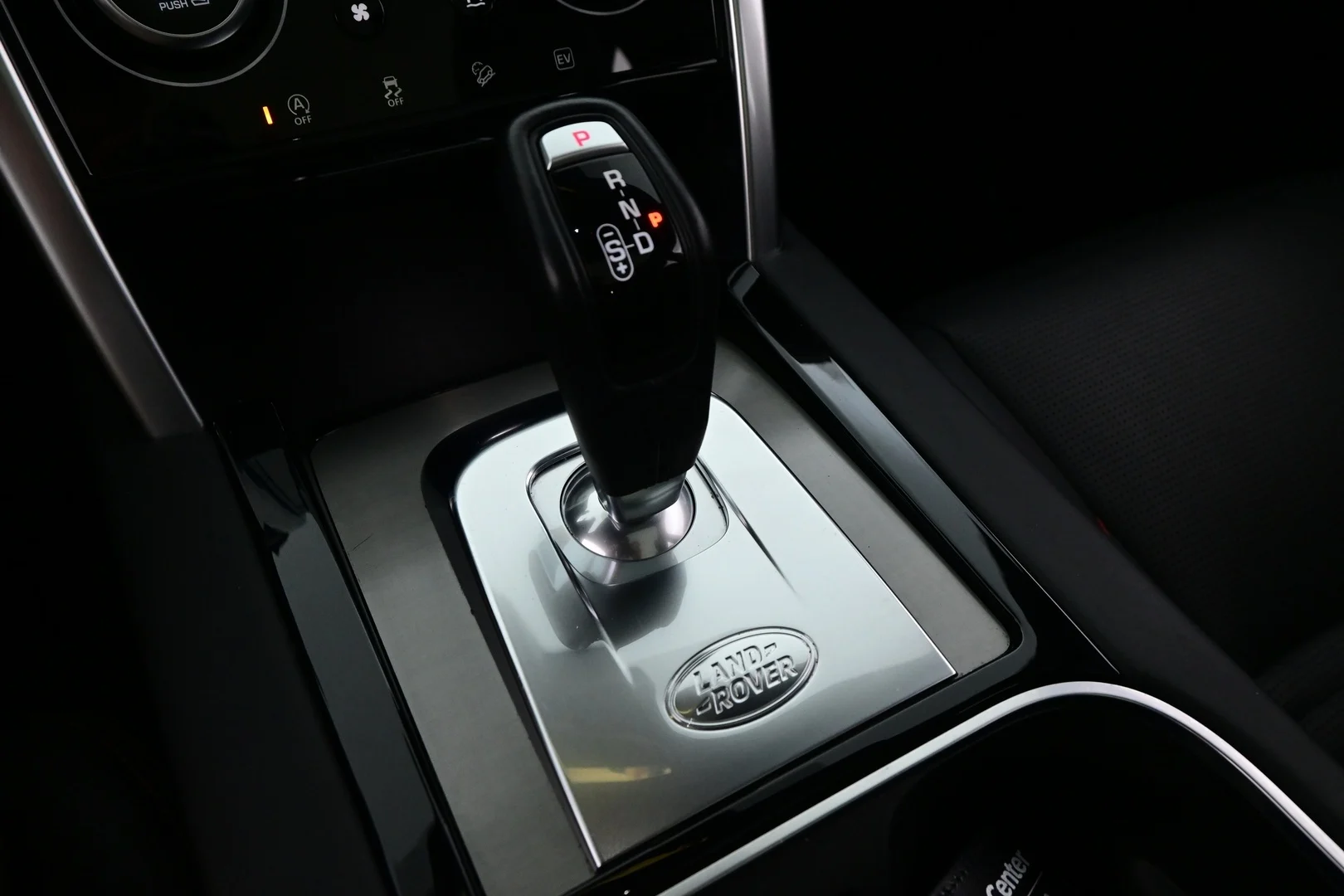 Car Image - 3HSpg8HLIiQh6kSnaHYRe7