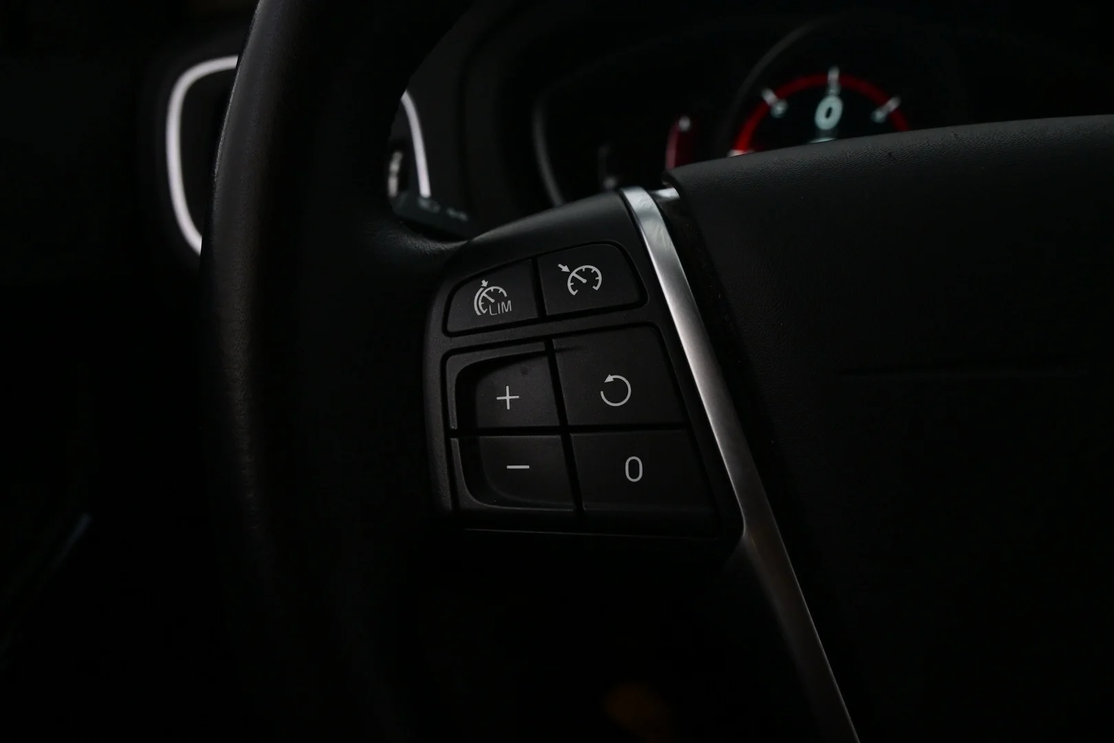 Car Image - 4mdtfUcZgnmaWz3L591bi5