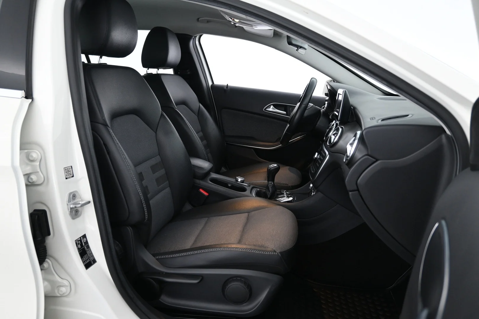 Car Image - KHRDGPXiODq2F16eiVCZm