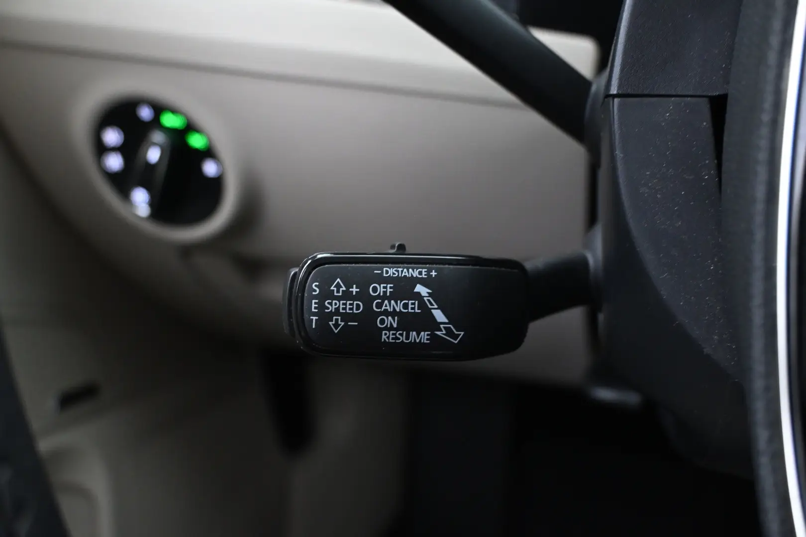 Car Image - 2sfBEFXzBDiBLKB4q5M40j