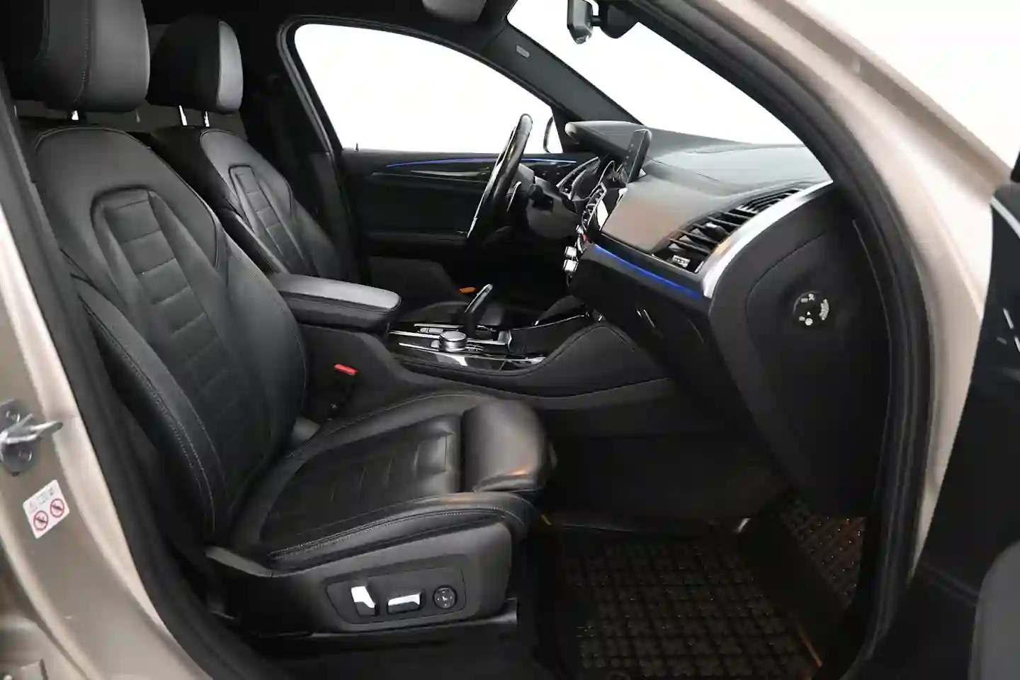 Car Image - 5Bp7GrCrsoJoso1rIk5cgE