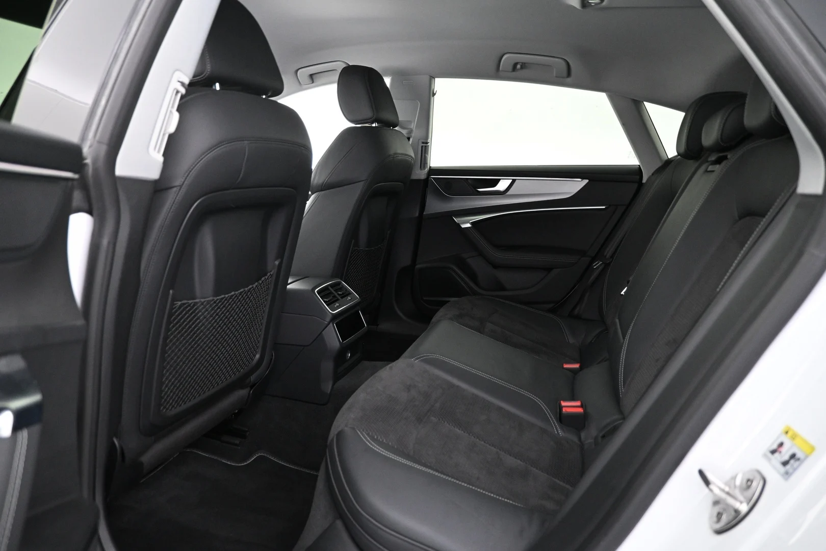 Car Image - 1d1uNj2IZlHZIcy83l1yTR