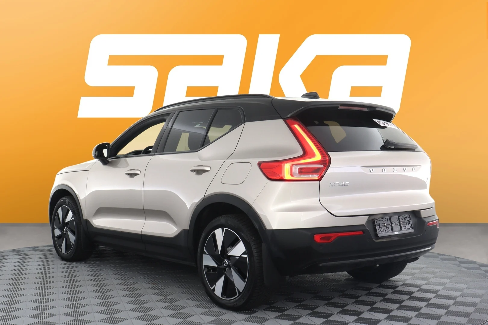 Car Image - 5stahGfvG1hXBwSIOE262o