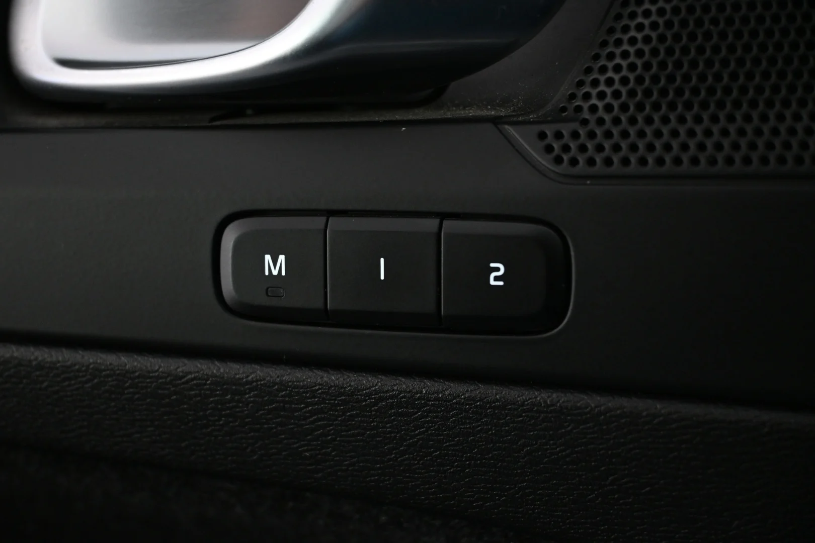 Car Image - xG4PUqfnUjIDeuW6HQeOh