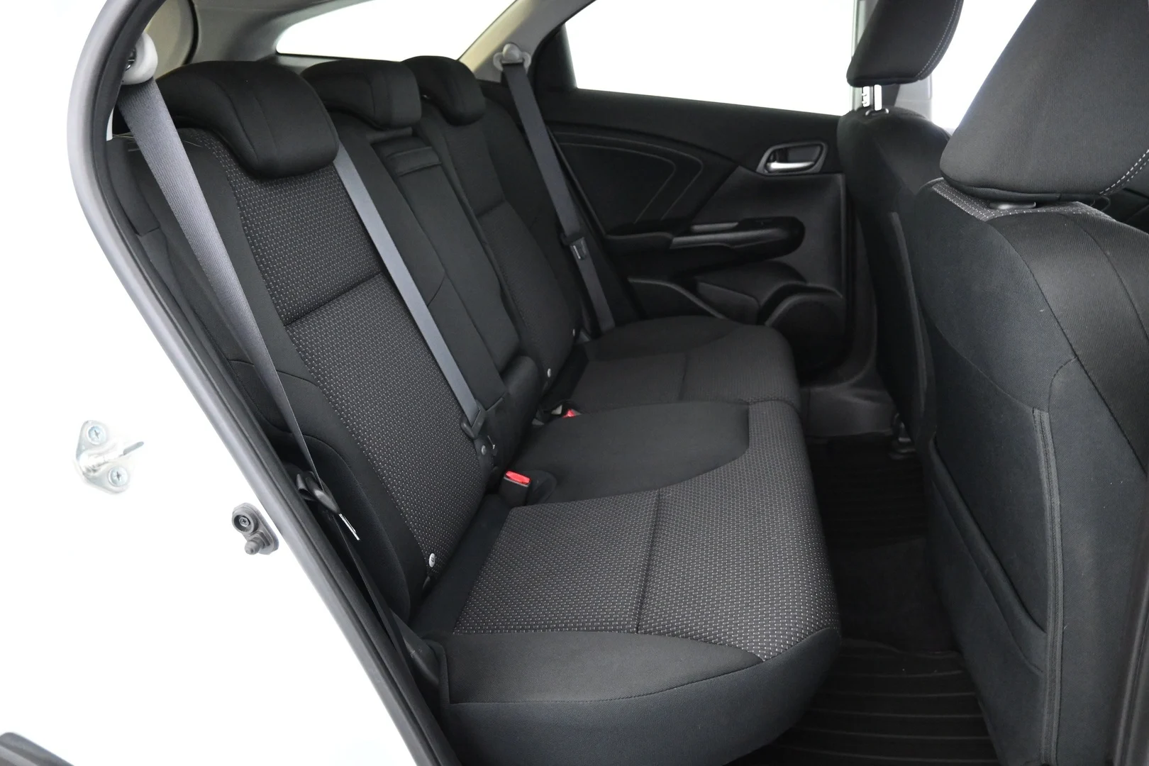 Car Image - 4r8Al0g90pnVeEegpDTiha