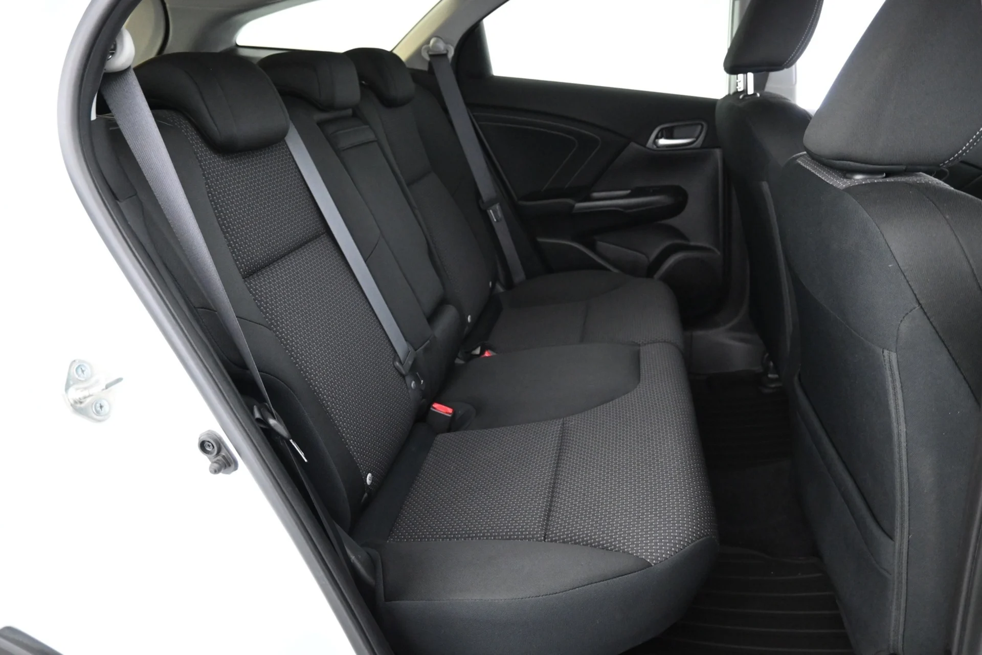 Car Image - 4r8Al0g90pnVeEegpDTiha