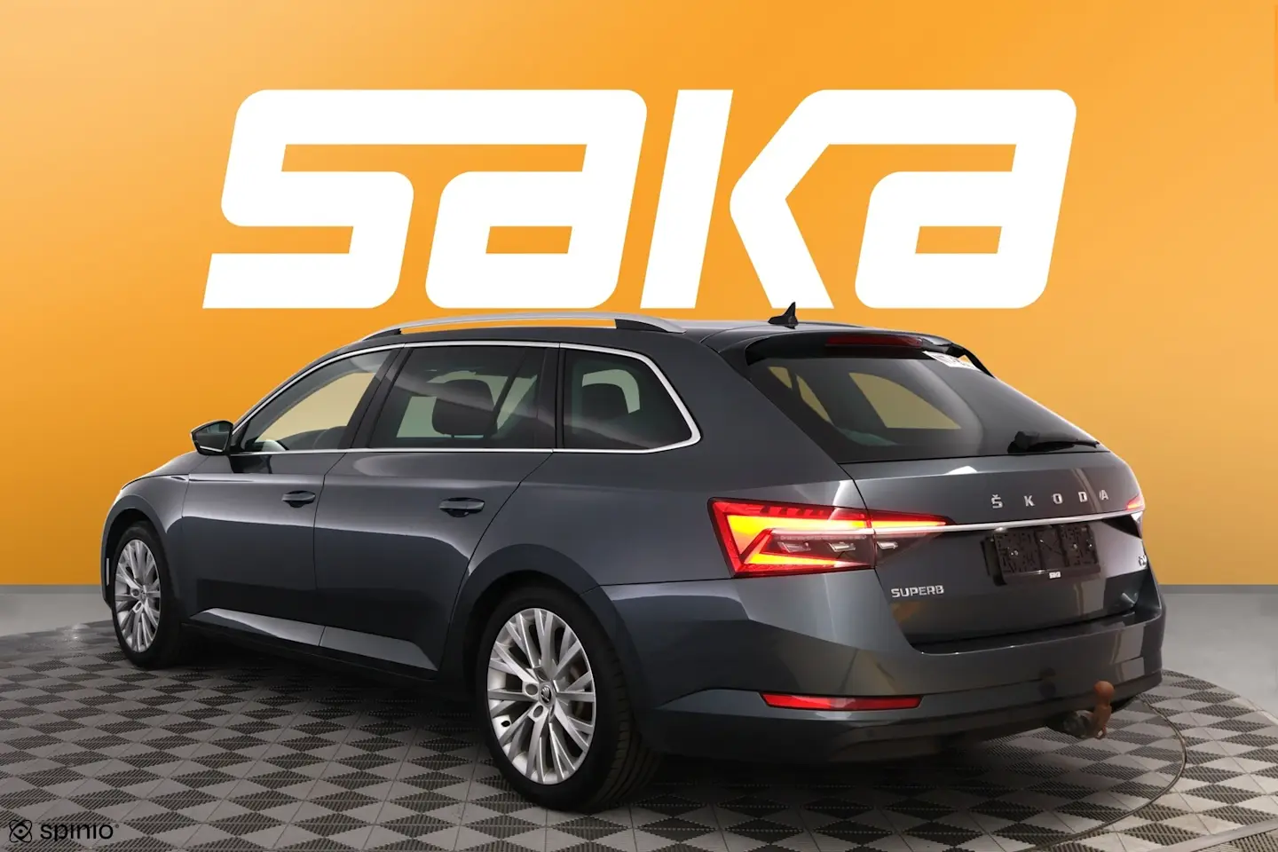 Car Image - 18XN1WL3c4vSF55U1BgOzL