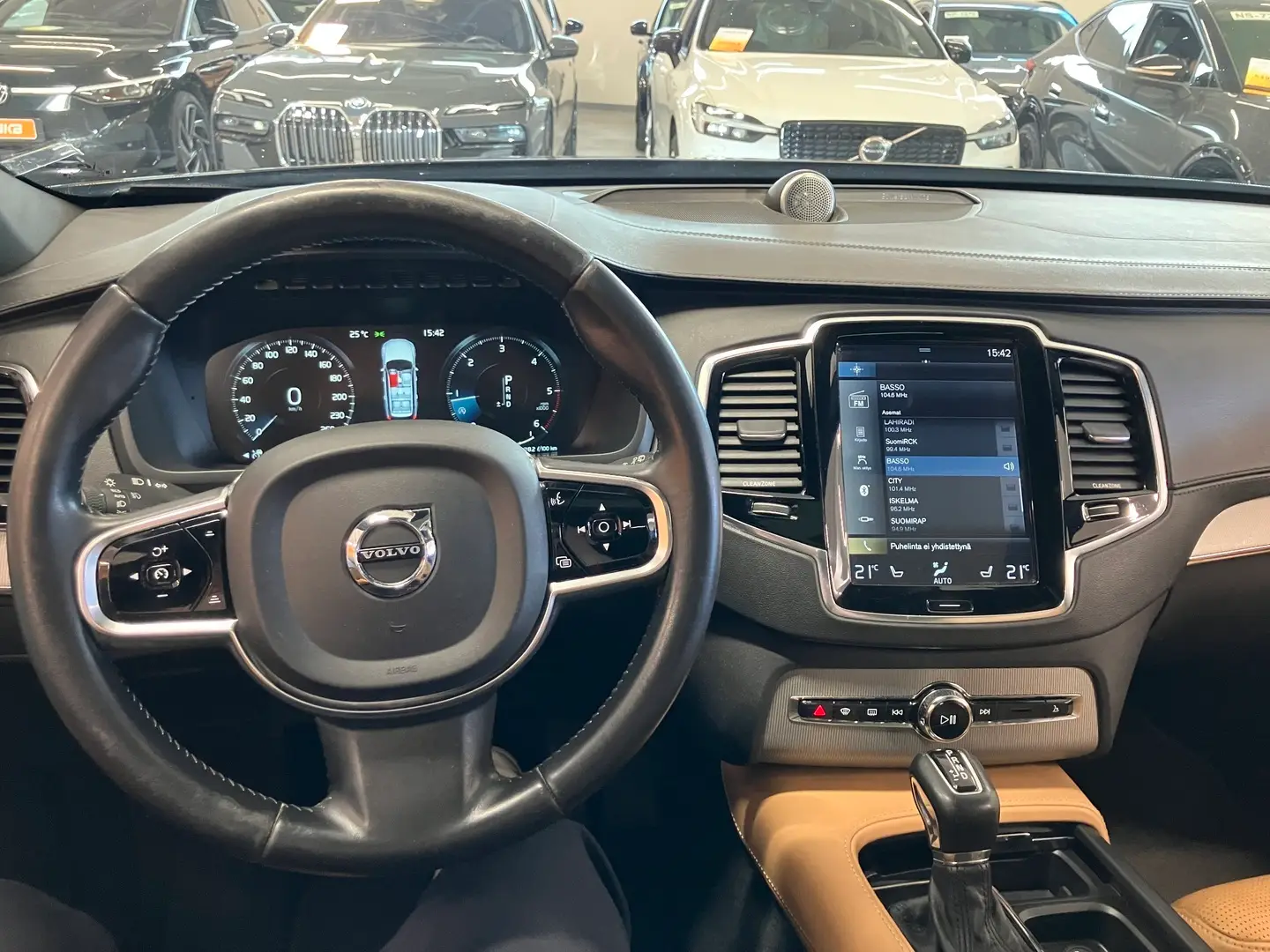 Car Image - 9MsxFOClKND7fC5XCvvp8