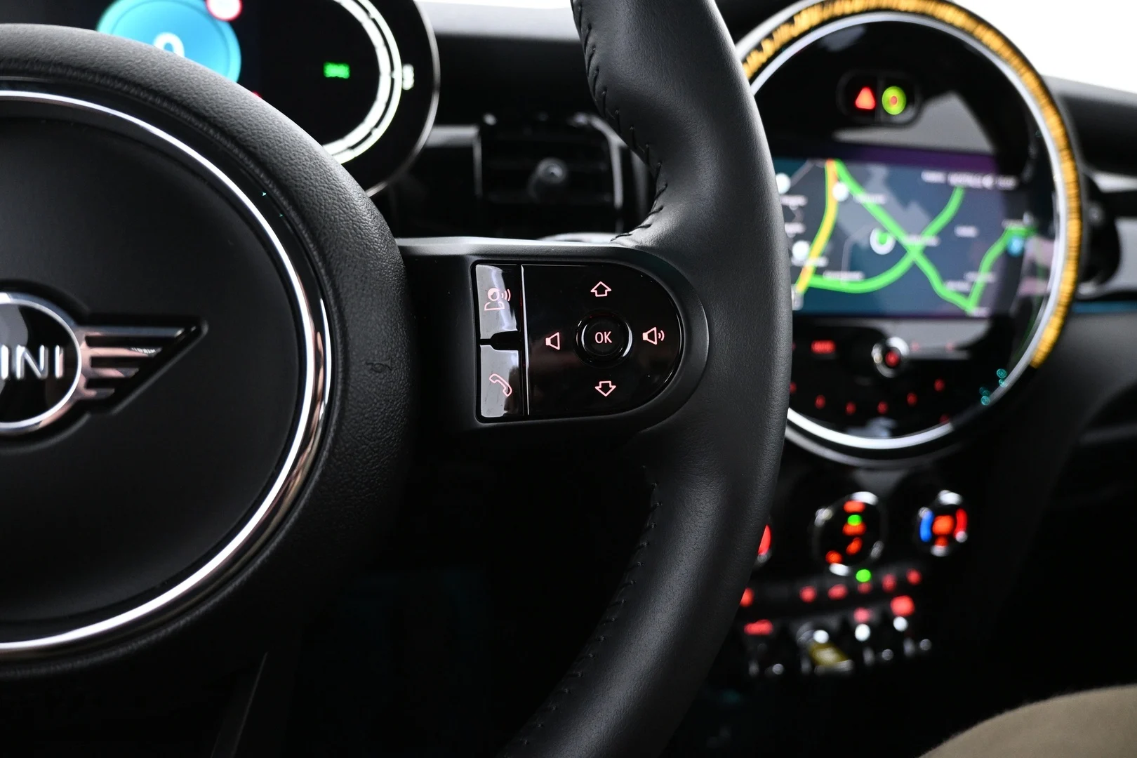 Car Image - 2rLjjwjb0wrKYouZLb45Fa