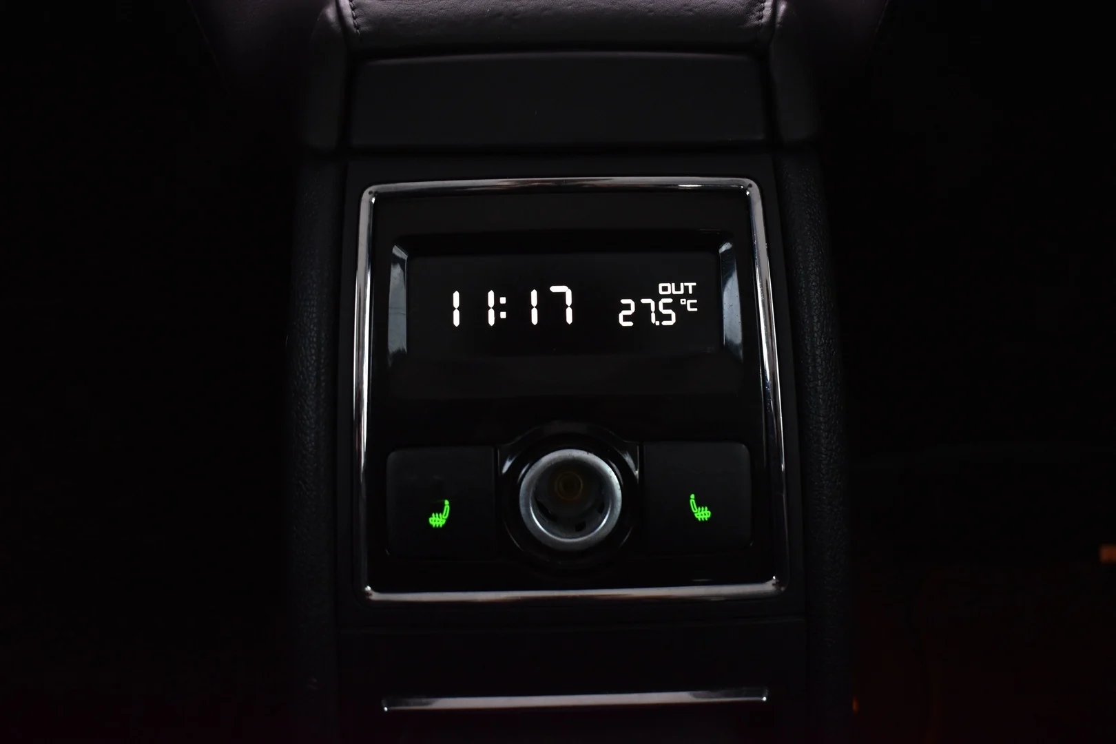Car Image - MS4iWvbiEdivxwB4uEoip